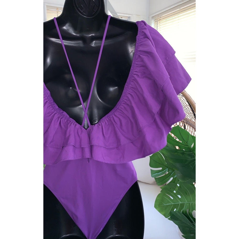 Zara Ruffled Deep V-neck One Piece Swimsuit Size Medium - Picture 10 of 13